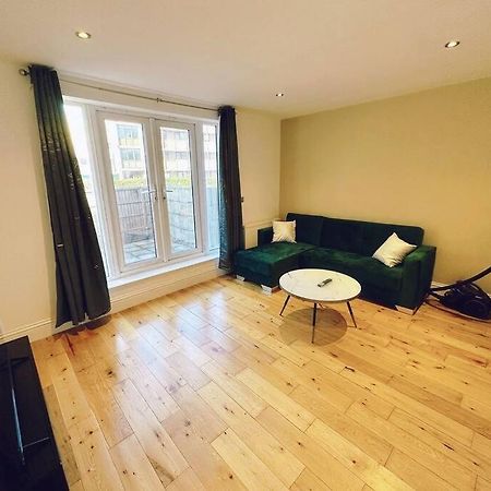 1 Bed Room Flat Near Central Londra Exterior foto