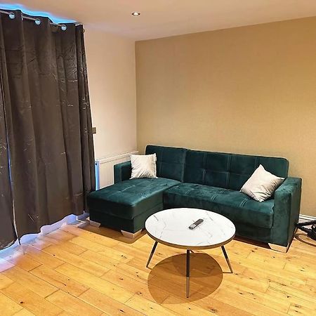 1 Bed Room Flat Near Central Londra Exterior foto