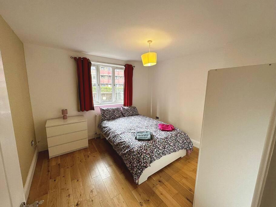 1 Bed Room Flat Near Central Londra Exterior foto