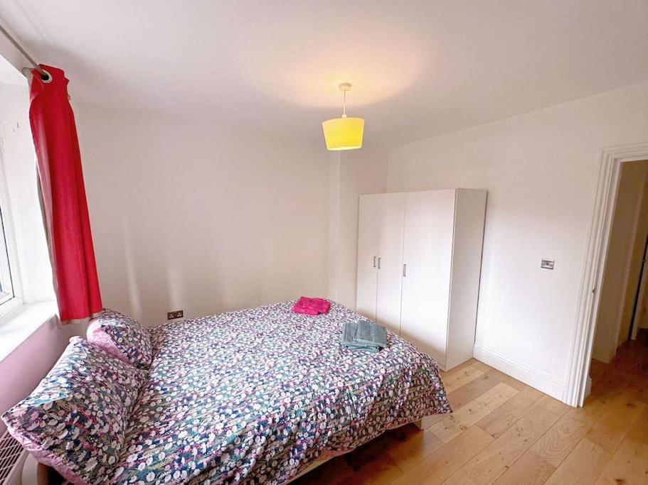 1 Bed Room Flat Near Central Londra Exterior foto