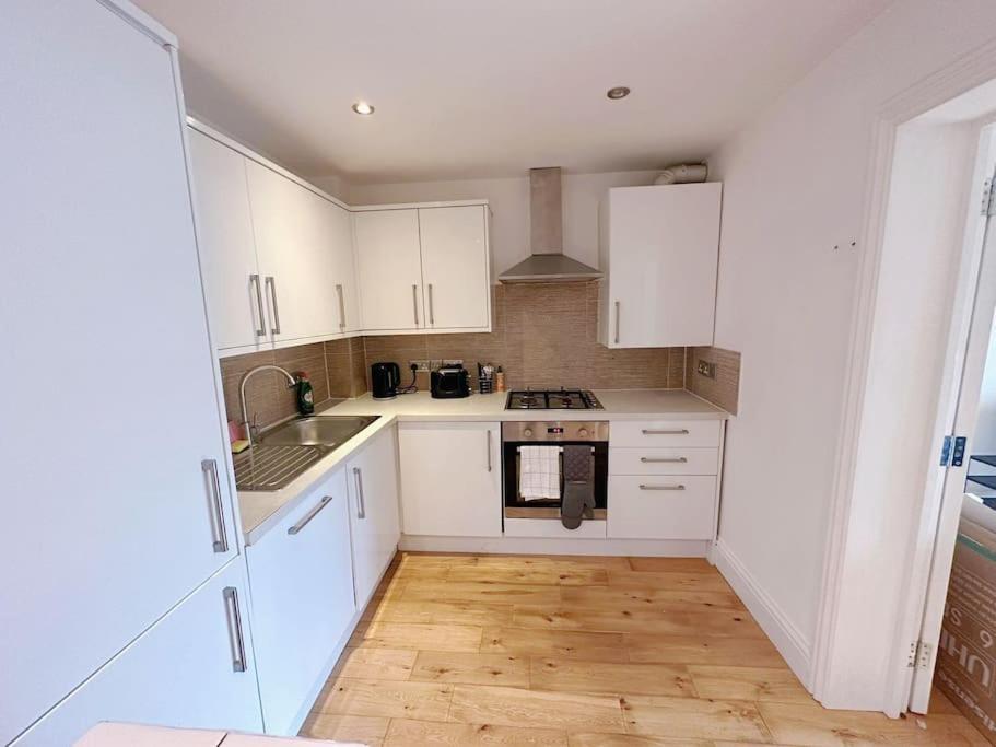 1 Bed Room Flat Near Central Londra Exterior foto